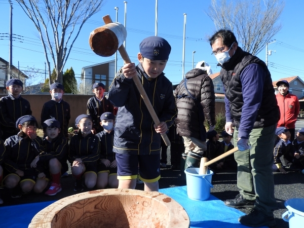 日本の伝統行事　餅つき